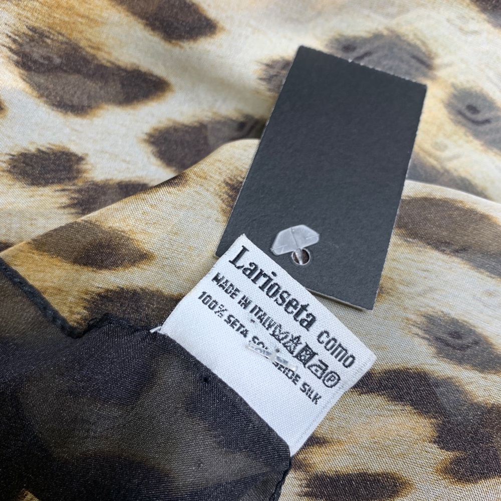 MOSCHINO 100% Silk Cheetah Print Scarf - New - Picture 7 of 8